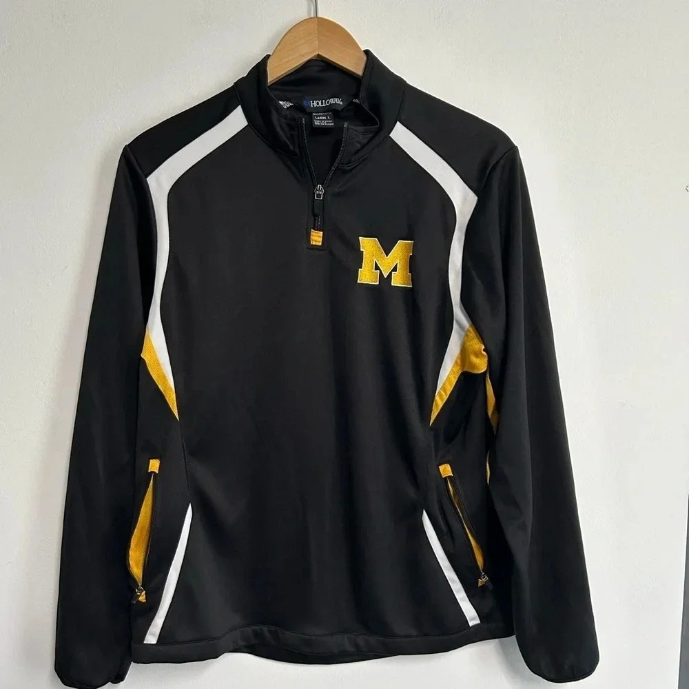 Michigan Women’s 1/4 Zip Sweatshirt Black Gold Pockets‎ Athletic Apparel Logo